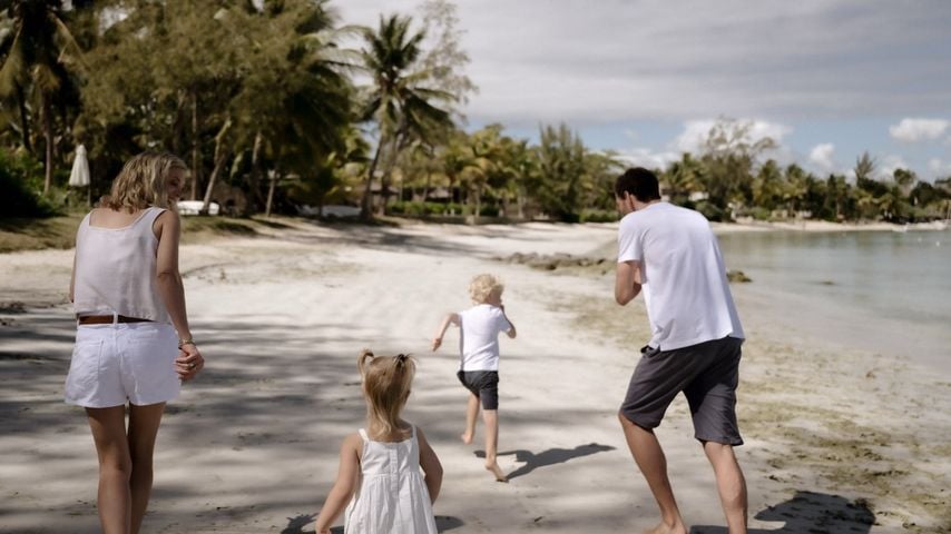 Chelsy Davy, Ex von Prinz Harry, teilt Familienbilder von Mauritius via Instagram