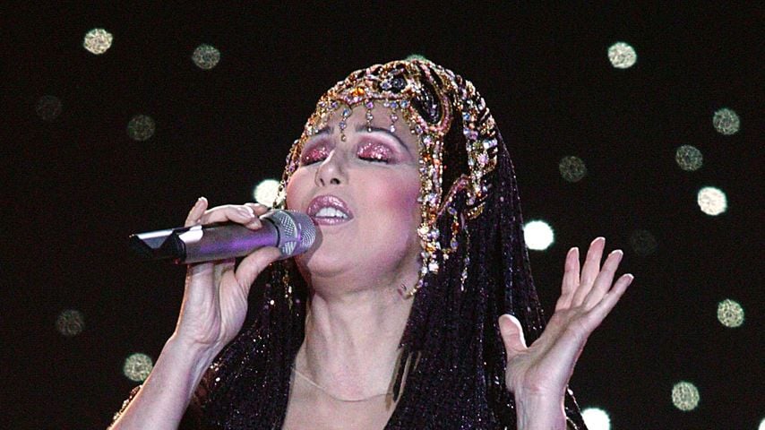 Cher im Jahr 2004