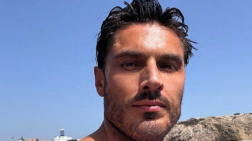 Fotos: Mit diesem TV-Star planscht Chris Appleton im Meer