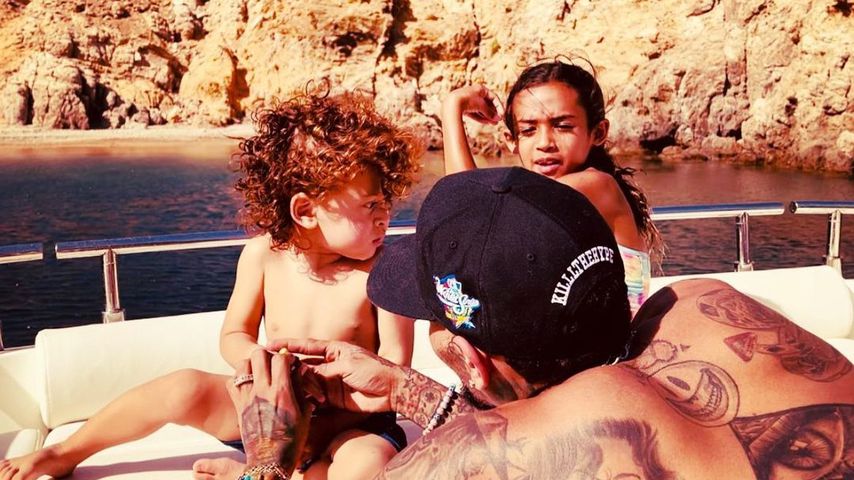 Chris Brown mit seinen Kindern Aeko und Royalty