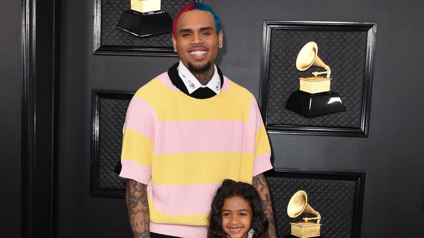 So süß! Chris Brown bringt Tochter Royalty Basketball bei