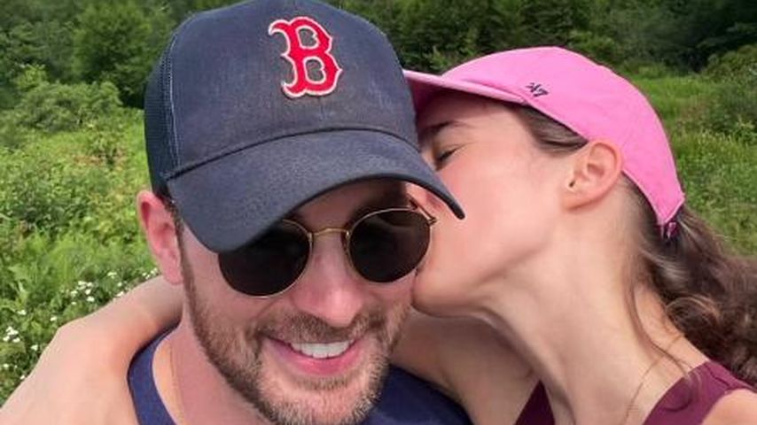 Chris Evans wurde erstmals mit seiner Frau Alba gesichtet