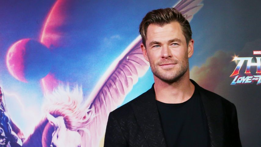 Chris Hemsworth und sein Sohn bei der "Thor: Love And Thunder"-Premiere