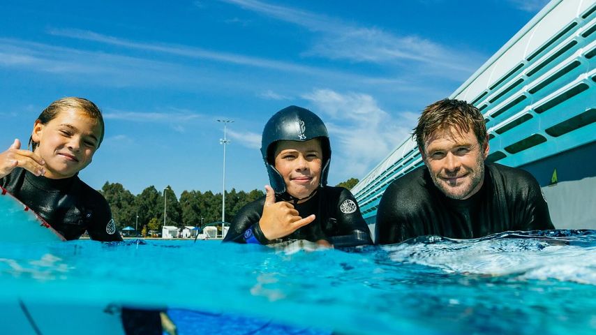 Chris Hemsworth und seine Söhne im September 2024