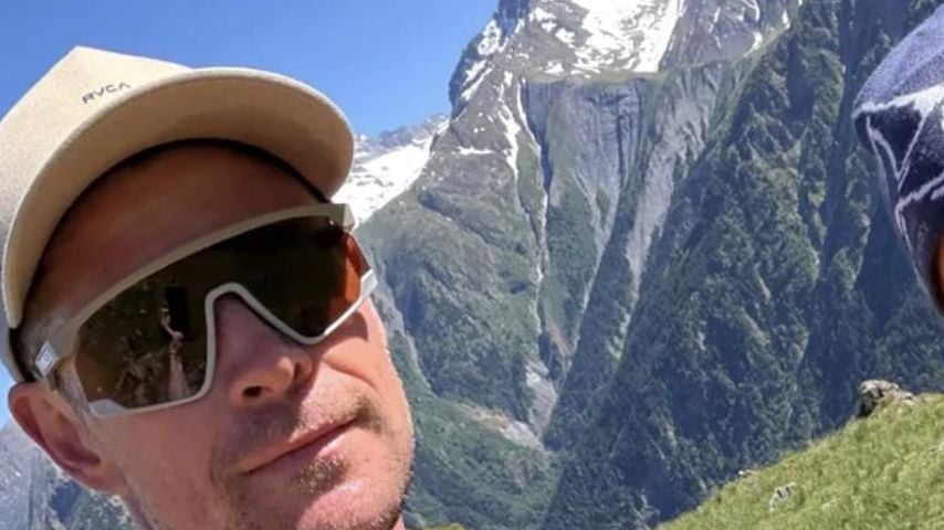 Beim Wandern mit den Kids: Chris Hemsworth zeigt Muskeln