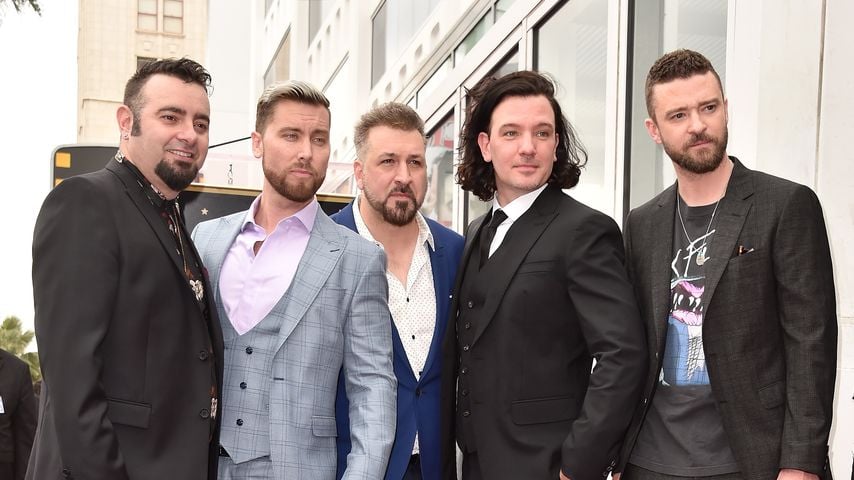 Chris Kirkpatrick, Lance Bass, Joey Fatone, JC Chasez und Justin Timberlake auf dem Walk of Fame