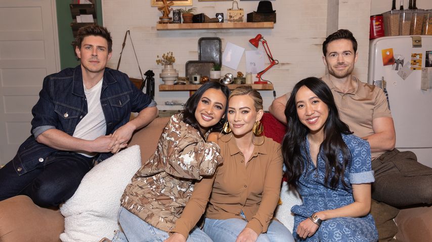 Chris Lowell, Francia Raisa, Hilary Duff, Tien Tran und Tom Ainsley
