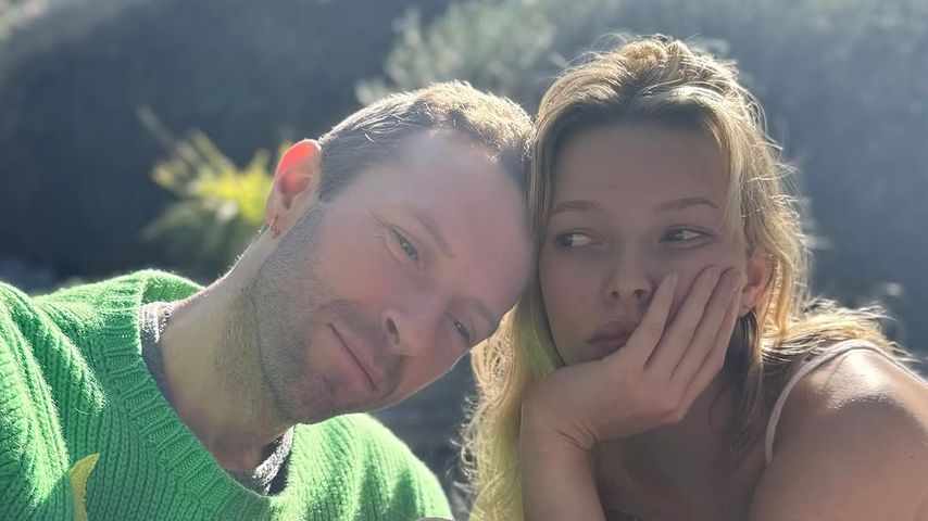 Chris Martin mit seiner Tochter Apple im März 2025