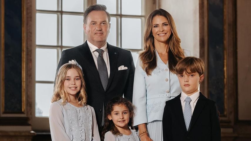Chris O'Neill und Prinzessin Madeleine mit ihren Kindern, 2024