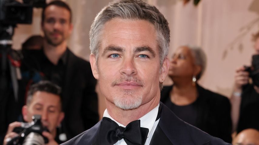 Chris Pine bringt neue Freundin zu den Golden Globes mit