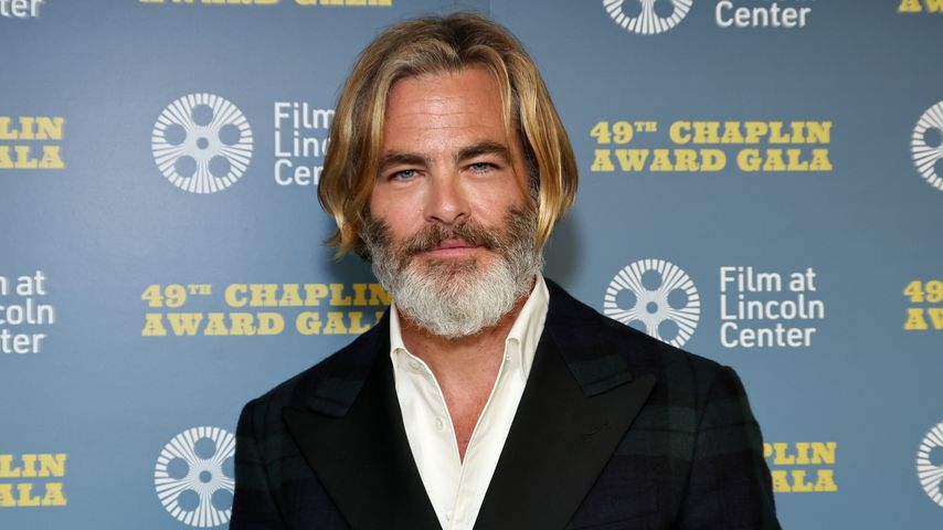 Was Ernstes? Chris Pine erneut mit mysteriöser Frau gesehen