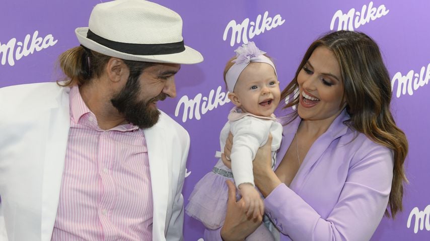 Chris Welche und Hana Nitsche mit ihrer Tochter Aliya