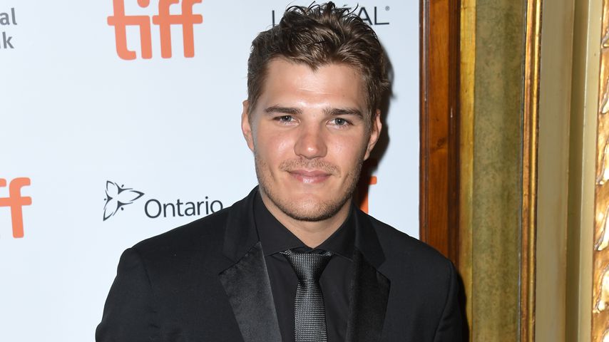 Spider-Man-Star Chris Zylka hat sich verlobt!