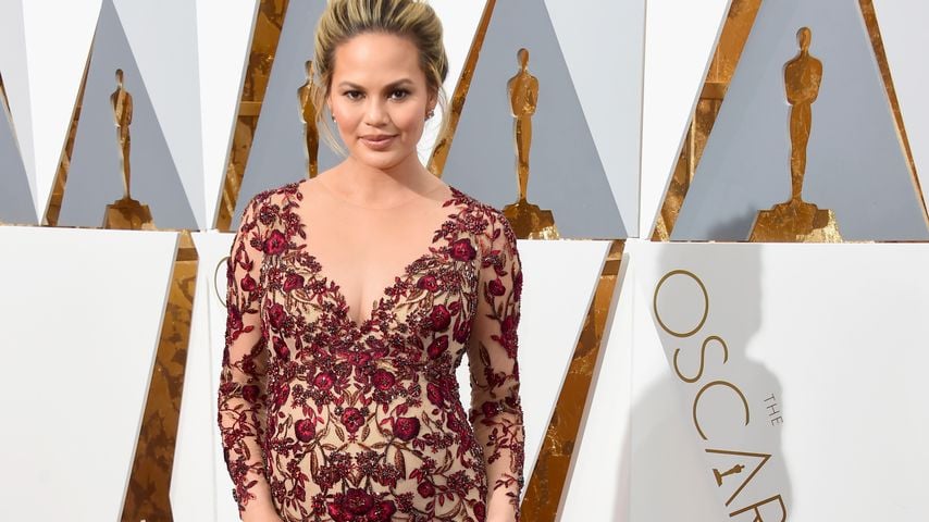 Für Baby-Namen: Chrissy Teigen fragt Präsident Obama um Rat!