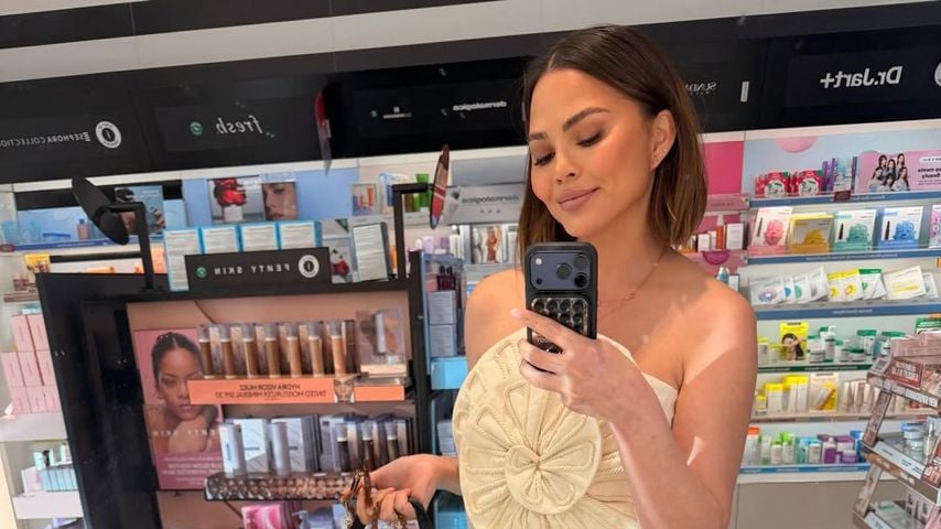 Keine Extensions mehr: Chrissy Teigen trägt jetzt einen Bob