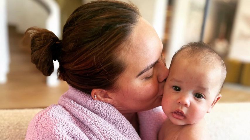 Zuckersüß! Chrissy Teigen zeigt superstolz ihre Kinder!