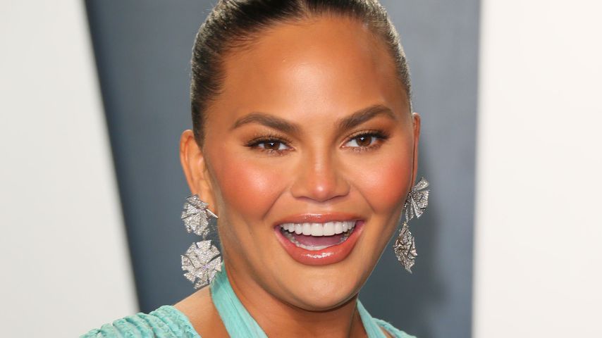Ups! Chrissy Teigen verrät aus Versehen das Babygeschlecht