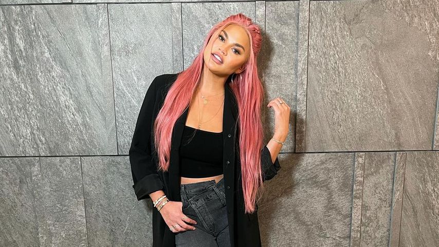 Chrissy Teigen auf Instagram, 2021