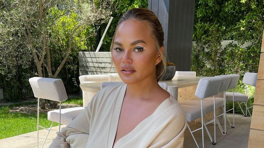 Chrissy Teigen kassiert Shitstorm für "Squid Game"-Party!