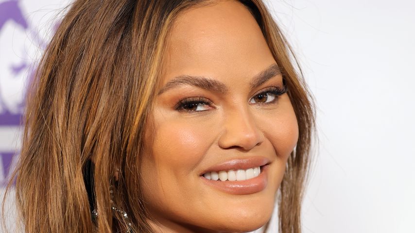 Chrissy Teigen im März 2022 in Los Angeles