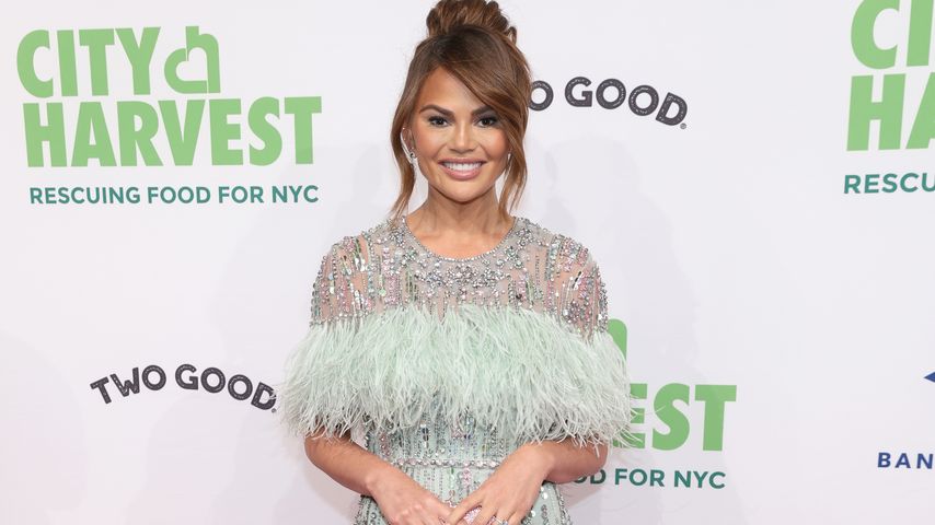 Chrissy Teigen während einer Gala im Jahr 2022