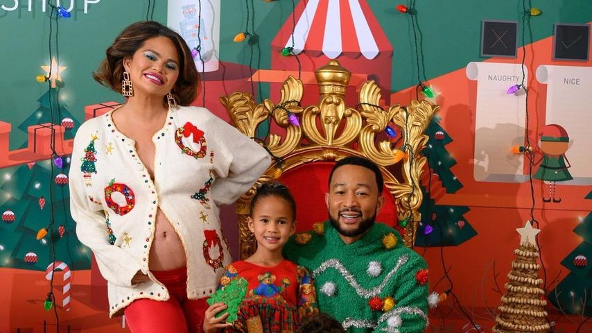 Chrissy Teigen und ihre Familie im Dezember 2022