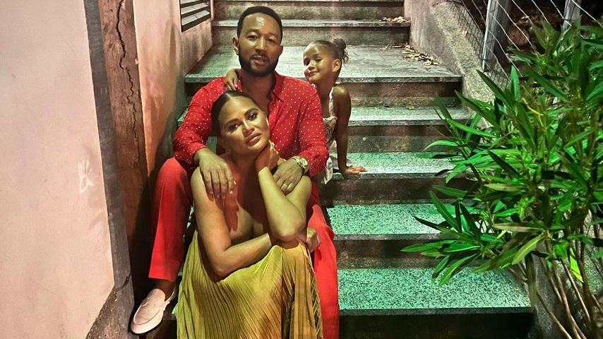 Chrissy Teigen mit ihrem Mann John Legend und ihrer Tochter Luna, August 2022