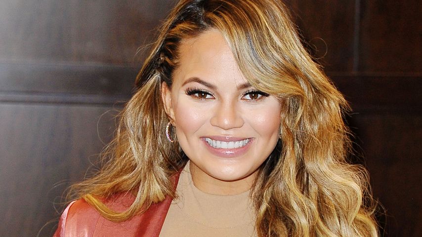 Schwanger & rastlos: Chrissy Teigen präsentiert ihr Kochbuch