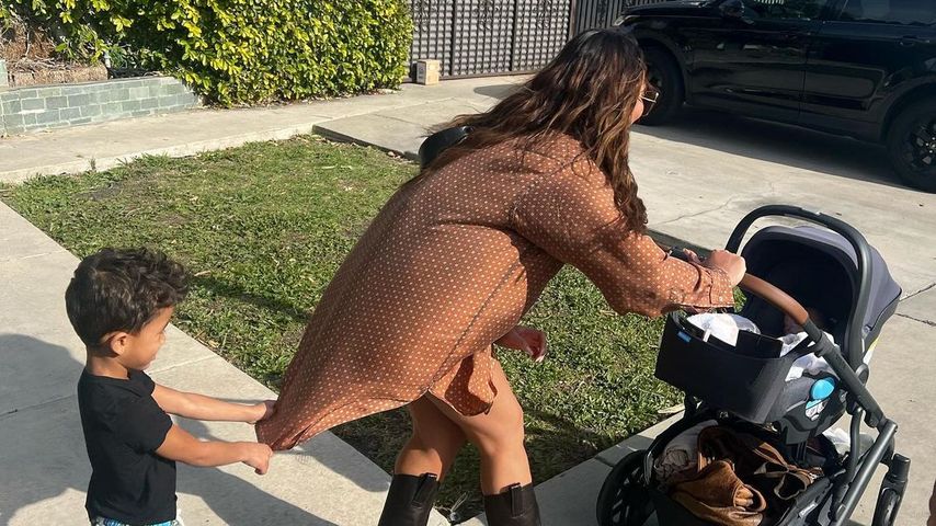 Actionreich: Chrissy Teigen teilt coole Pics mit ihren Kids!