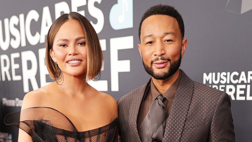 Chrissy Teigen und John Legend bei den Grammys, Februar 2025