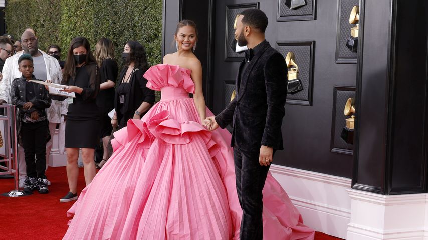 Chrissy Teigen und John Legend bei den Grammy Awards