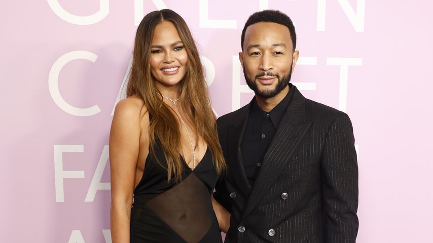 Chrissy Teigen mit ihrem Ehemann John Legend