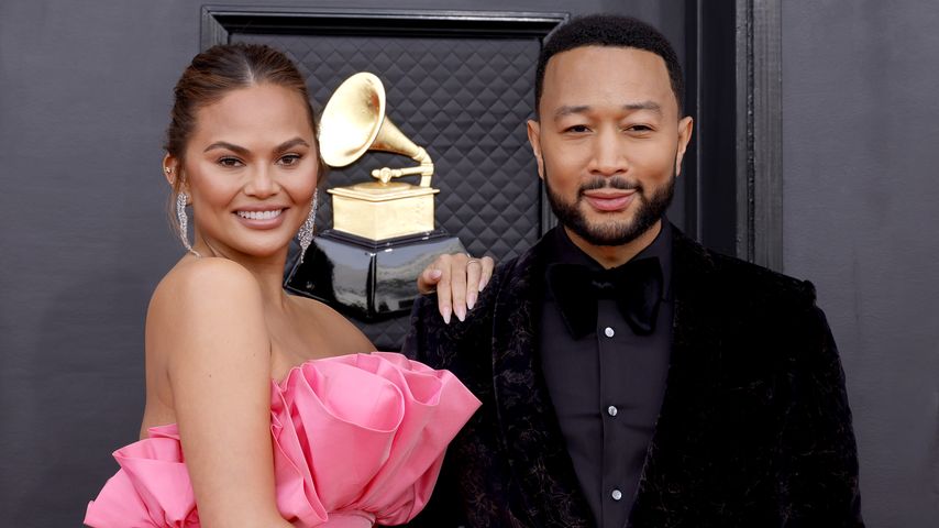Chrissy Teigen und John Legend bei den Grammys 2022