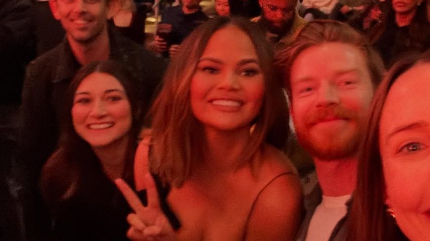 Chrissy Teigen beim Konzert ihres Mannes John Legend, 2024