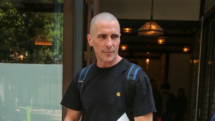 Kaum zu erkennen: Christian Bale zeigt seine neue Glatze!