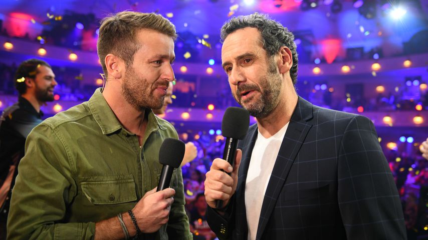 Christian Düren und Elmar Paulke, Moderatoren der "Promi-Darts-WM"