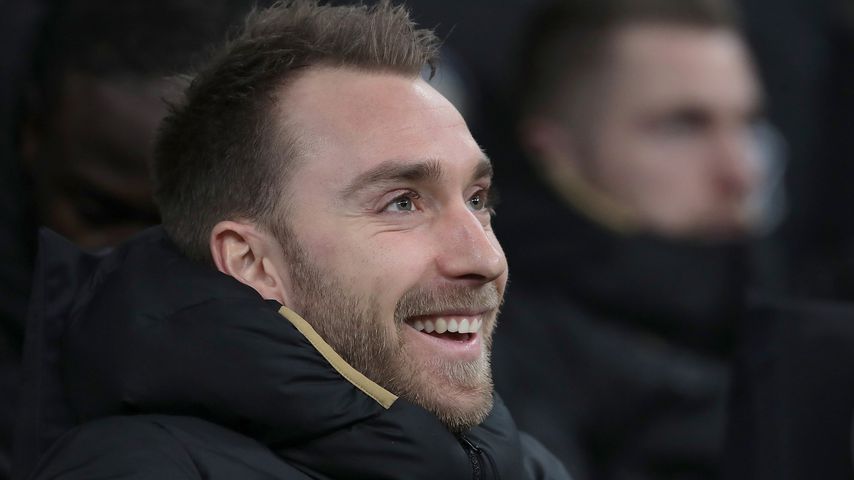 Rührend: Dänen-Kicker treffen Eriksen nach Klinik-Entlassung