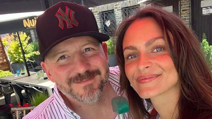 Christian Hümbs und Evelin Blum beim Minigolf