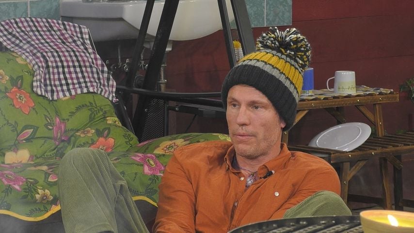 Christian Lell am Lagerfeuer von "Promi Big Brother"