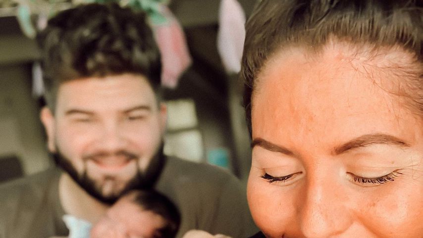Christian und Janina El Arguioui mit ihren Mädchen