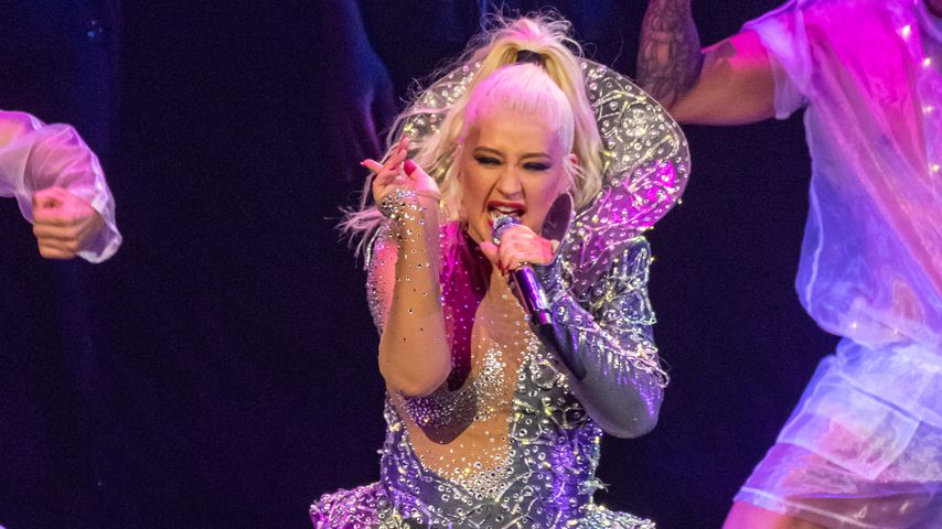 Christina Aguilera verzaubert Dublin im heißen Glitzer-Anzug