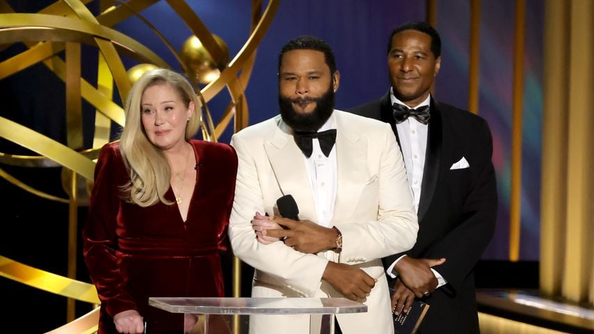 Christina Applegate und Anthony Anderson bei den Emmy Awards, Januar 2024