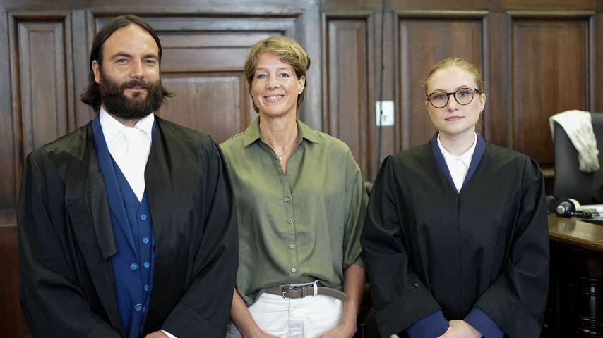 Christina Block mit ihren Anwälten Ingo Bott und Paula Wlodarek
