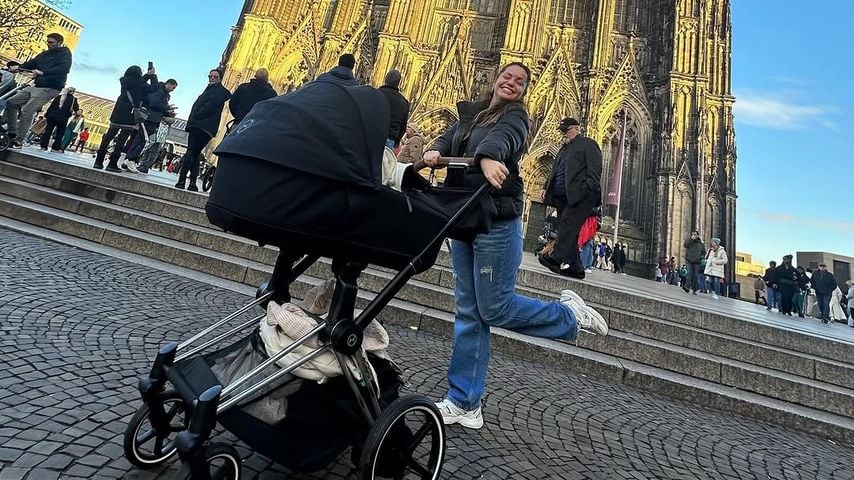 Christina Hänni am Kölner Dom im November 2024