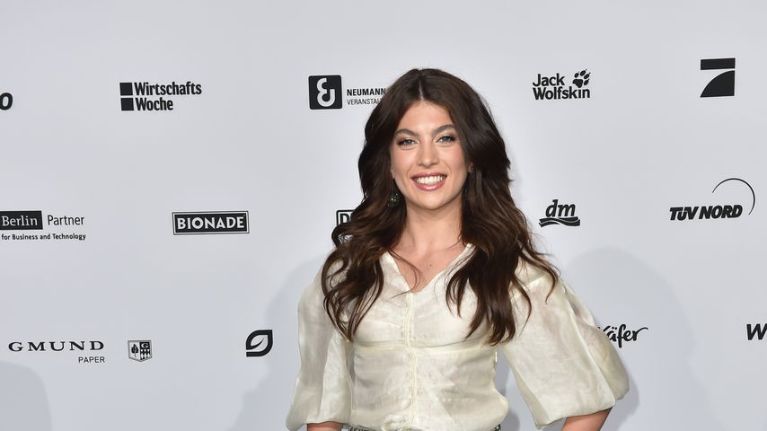 Halbfinal-Debakel: GNTM-Christina passt nicht ins Kleid