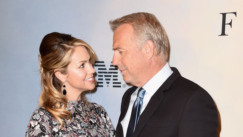 Christine Baumgartner mit Kevin Costner bei der Premiere von "Hidden Figures"