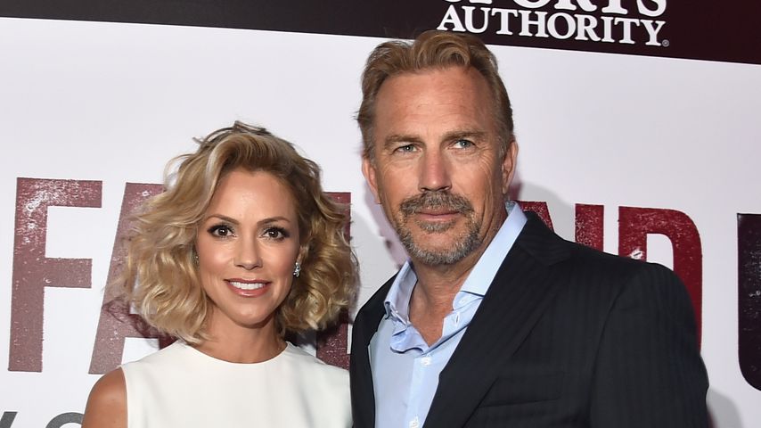 Christine Baumgartner mit Kevin Costner bei einer Premiere, Februar 2015