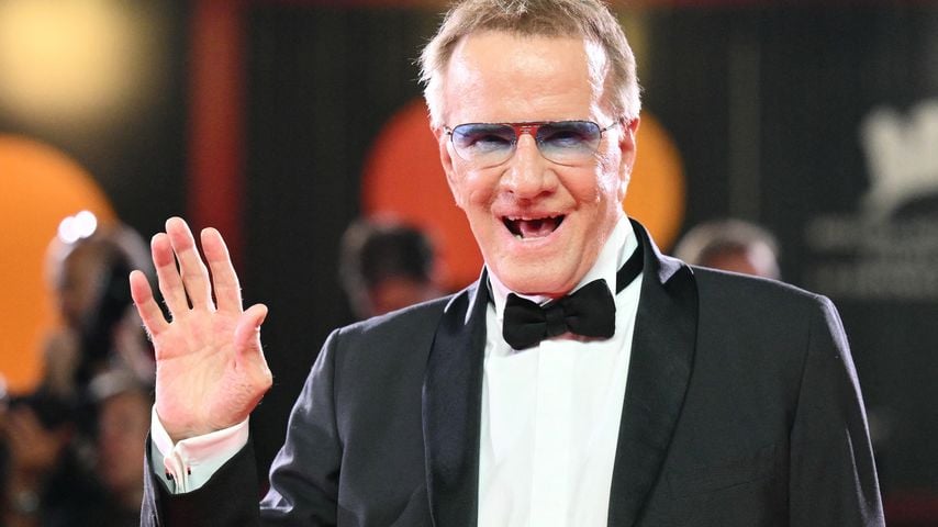 Christophe Lambert auf dem roten Teppich zur Premiere von "Wolfs" bei den 81. Filmfestspielen von Venedig