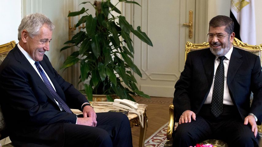 Vor Gericht kollabiert: Ägyptens Ex-Präsident Mursi ist tot
