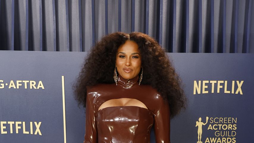 Acht Wochen nach Geburt: Ciara zeigt sich im sexy Latex-Look